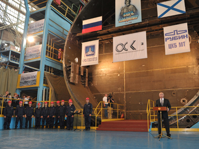Russia to start building 2 nuclear Borei super-subs in 2013