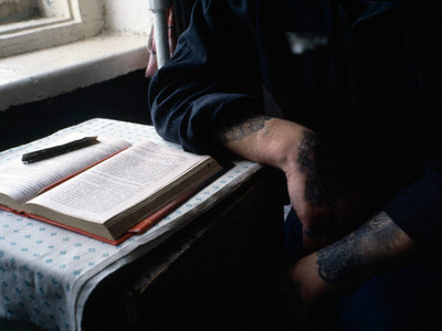 Out of prison through books: Brazilian inmates may shorten terms by reading
