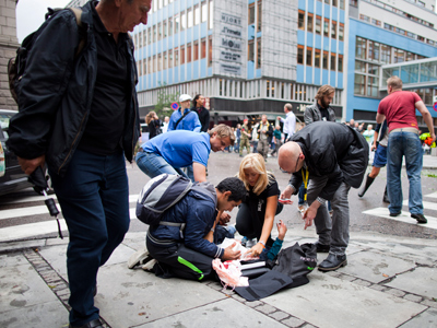 Norway police 'could have stopped Breivik earlier' - report