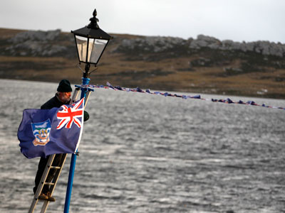 Britain preparing for new Falklands War?