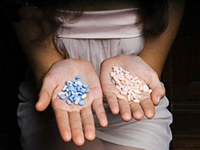 Bullied schoolgirl dies from overdose
