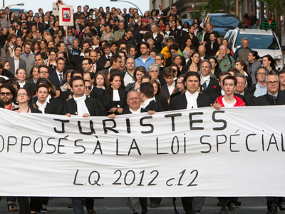 Lawyers against law: Montreal legal eagles parade against anti-rally bill (PHOTOS)