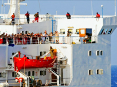 Captured sailors run out of food and water