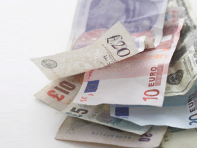Cash makes British mom miserable - report