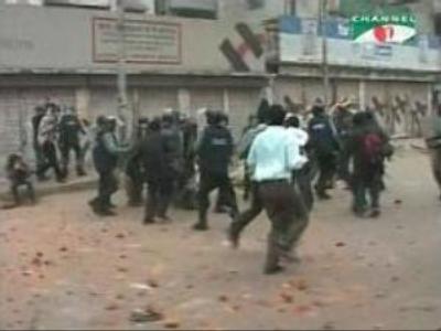 Clashes in Bangladesh continue