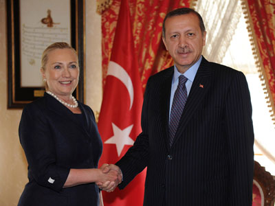 US and Turkey to consider no-fly zones for Syria