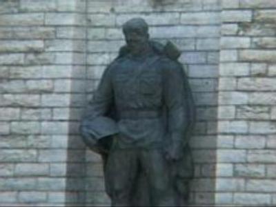 Commission formed to determine fate of Soviet WWII memorials in Estonia