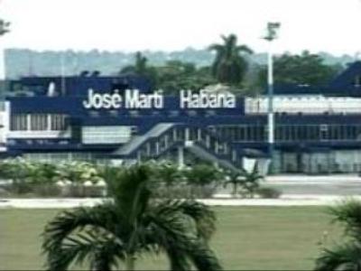 Cuban officer killed in attempted hijacking