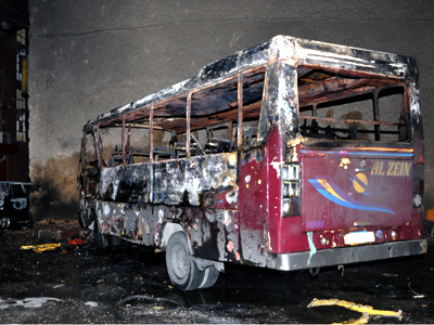 Damascus car blast kills six despite proposed ceasefire (PHOTOS)