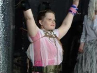 Downs syndrome theatre group performs in Moscow