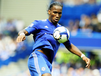 Drogba brace saves Chelsea season debut