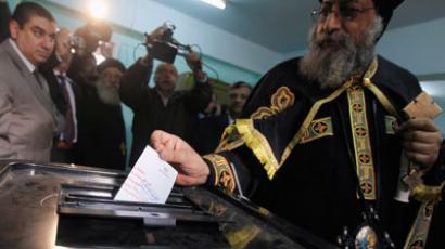 Pope Tawadros II, the new pope of the Coptic Orthodox church casts his vote in a referendum on the new Egyptian constitution, at a polling station in Cairo December 15, 2012.(Reuters / Amr Dalsh)