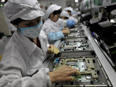 Foxconn fiasco: Apple supplier admits using child labor in China