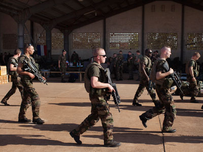 ‘Gates of Hell’: France upping military presence in Mali conflict
