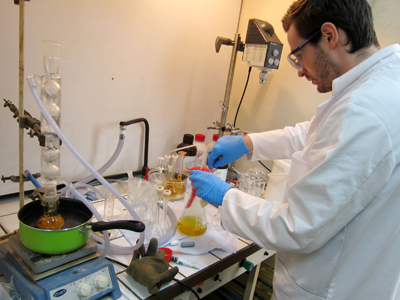 French 'alchemists' to cash in on turning water into gold