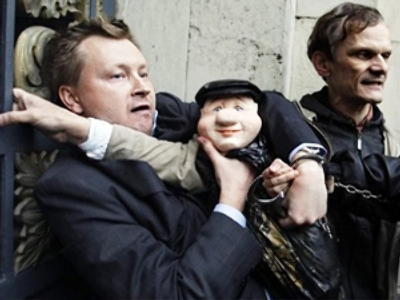 Gay rights activists celebrate Moscow Mayor’s birthday with protest