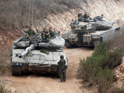 Israeli tanks incur into Gaza, Palestinians injured – report