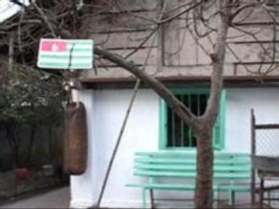 Georgian refugees return to Abkhazia