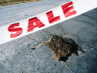 German town to sell potholes