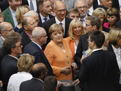 German Bundestag approves $122 billion bailout for Spanish banks