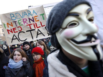 Germany defers signing ACTA amid growing anger