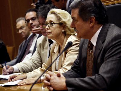 Greek journalist arrested over exposing politicians' alleged tax evasion