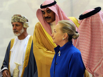 Clinton offers Gulf states joint AMD shield against Iran