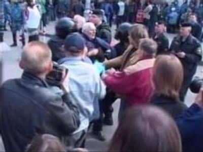 Human rights observers demand police actions examined