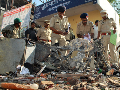 Four killed, at least 175 injured as unpaid restaurant bill triggers rampage in India