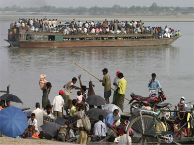 At least 103 dead, 165 missing in Indian ferry crash