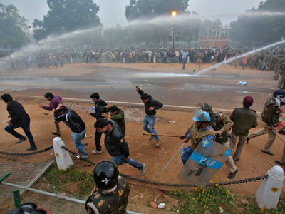 Anti-rape rage in India: Rail stations, roads blocked in weeklong protests