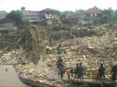 Indonesia to disinfect flood-stricken capital