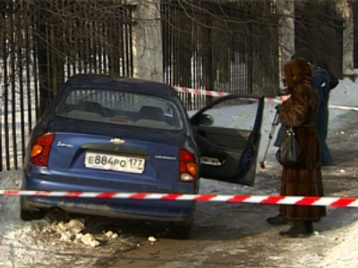 16 injured in stolen car crash