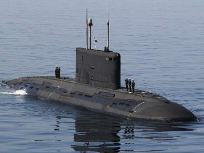 Iran subs poised to torpedo US warships in Gulf