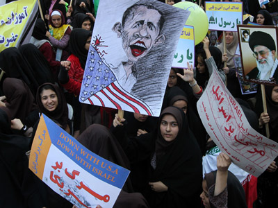 Iranians burn American flags, chant 'death to US' to mark embassy seizure (PHOTOS)