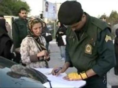 Iranian police hunt dress code violators