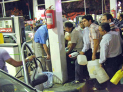 Iranians get used to petrol rationing