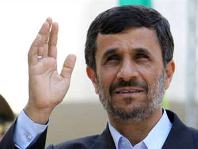 Firecracker sparks rumors of attempt on Ahmadinejad