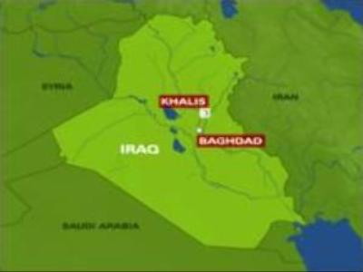 Iraqi suicide bomber kills at least 32