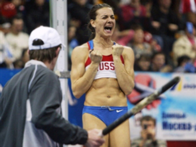 Isinbayeva sets two records in one day