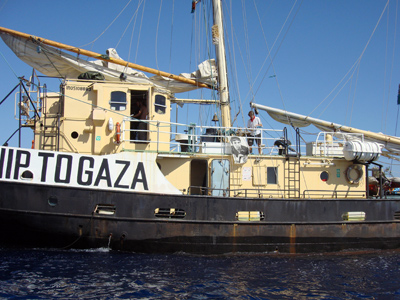 Israeli navy boards activist ship en route to Gaza