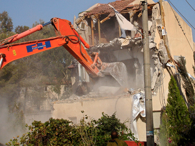 Israel may revive illegal Palestinian home-razing policy