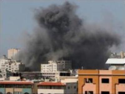 Israel steps up attacks on Hamas