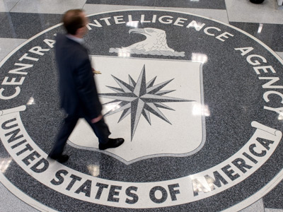 The Central Intelligence Agency (CIA) logo in the lobby of CIA Headquarters (AFP Photo / Saul Loeb)