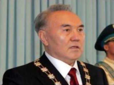 Kazakh President wins increased powers