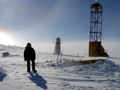 Cool Find: Russian team takes ice from biggest Antarctic sub-glacial lake, searching for life