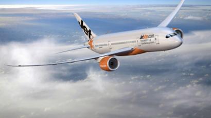 Bhoja Air Boeing 737 crashes in Pakistan, all 127 on board killed (VIDEO, PHOTOS)