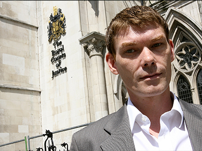 Autistic hacker Gary McKinnon fighting for proper pretrial examination