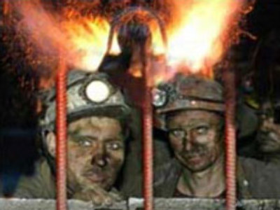 Mine explosion kills two in southern Russia