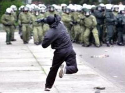More clashes expected ahead of G8 summit